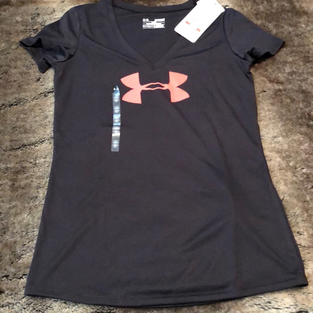 Under Armour tee
